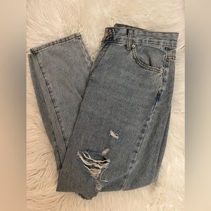 SHEIN light wash ripped boyfriend jeans